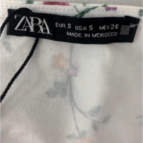 NWT Zara Floral Cropped Ruffle Shoulder Coquette Cottage Core Statement Top S - Picture 10 of 10